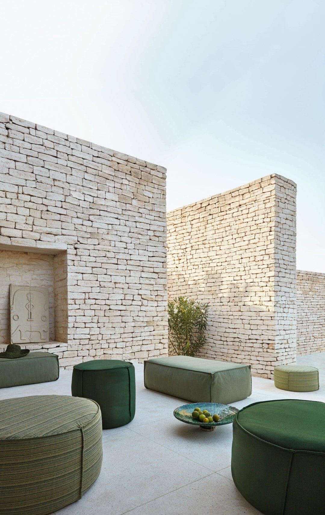 Manutti Touch Pouf 112x65cm