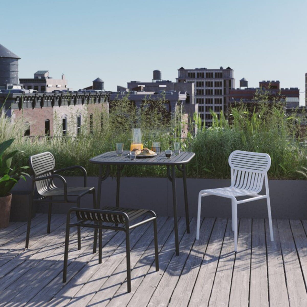 Petite Friture Week-end Fauteuil Bridge avec accoudoirs