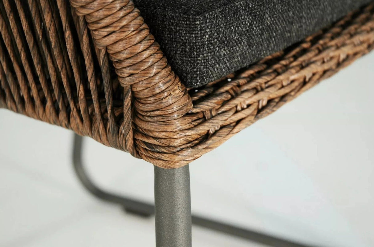 SIT Mobilia Allanis Fauteuil repas alu anthracite pieds en luge