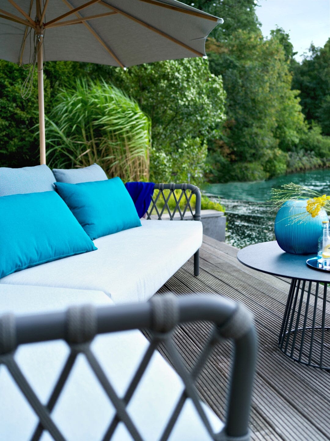 Solpuri Grid Table basse Ø 70cm h: 45cm - Alu Anthracite / Plateau HPL