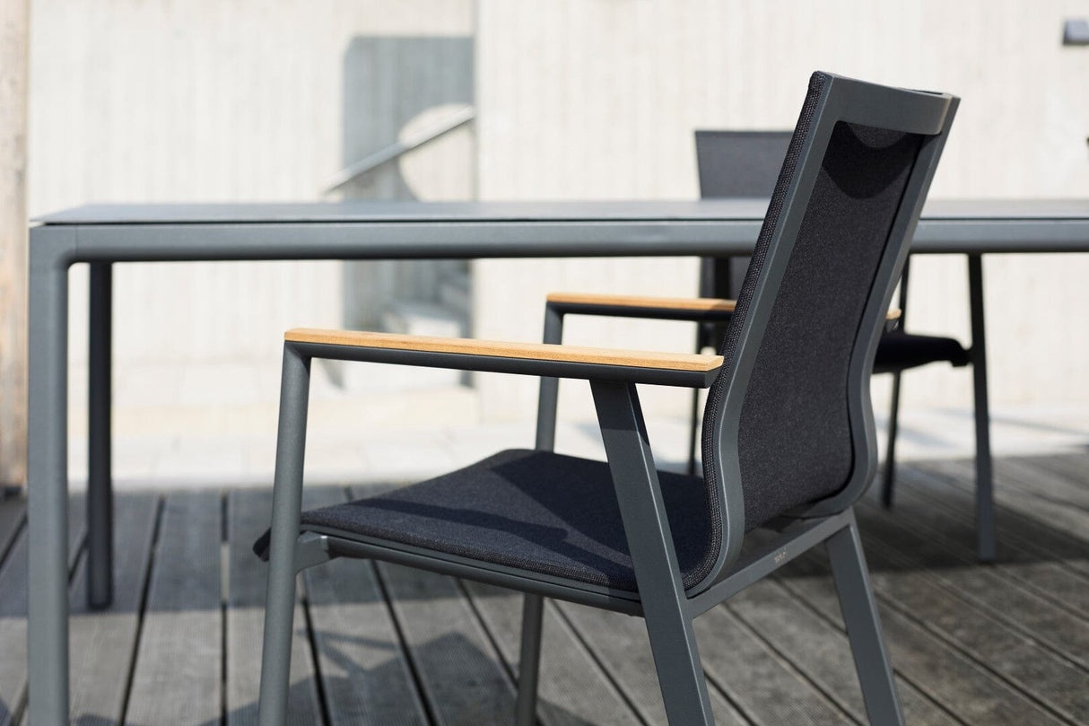 Solpuri Soul Fauteuil empilable - Accoudoirs teck