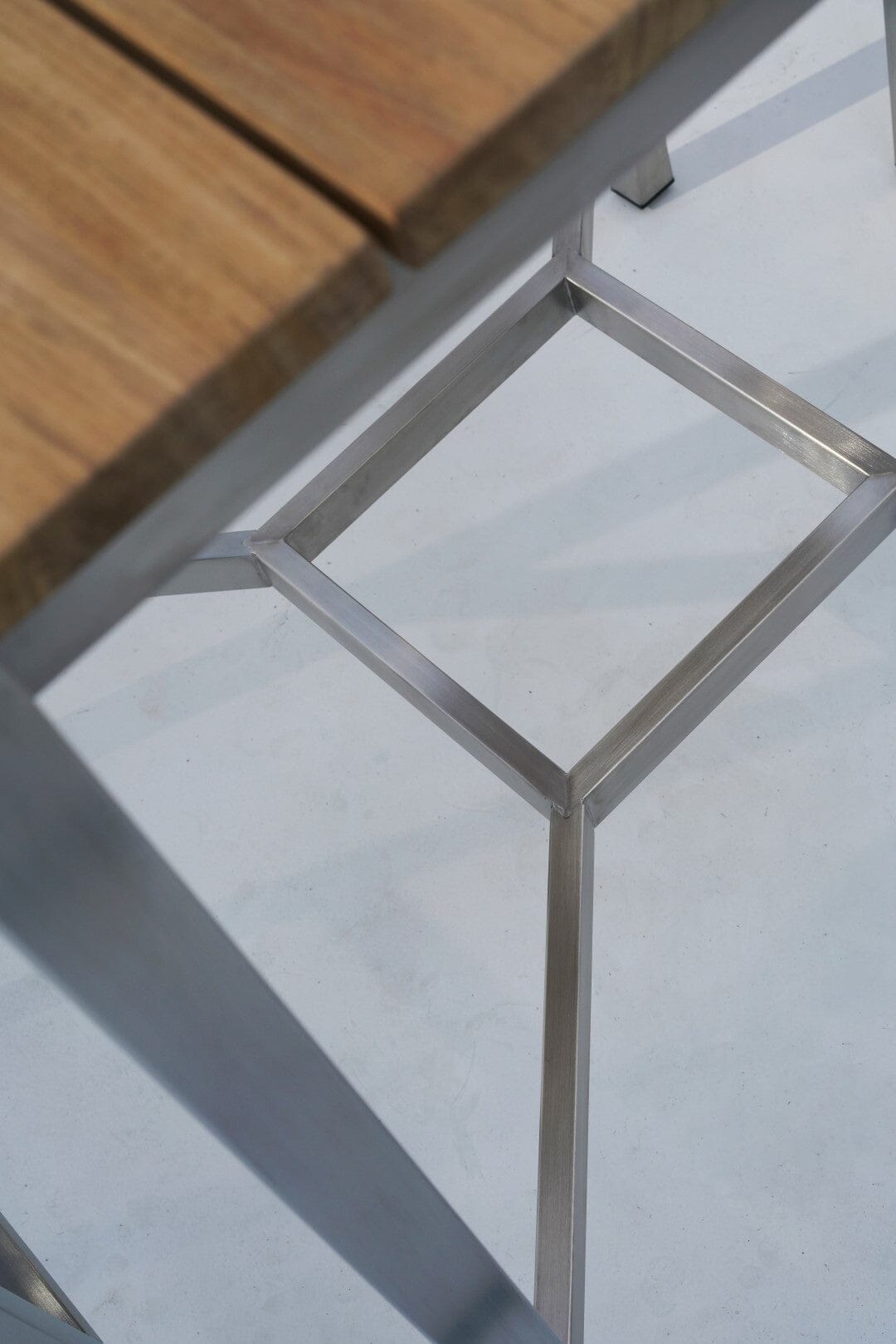 Zebra Pontiac Table de bar inox/teck 80x80cm H:105cm