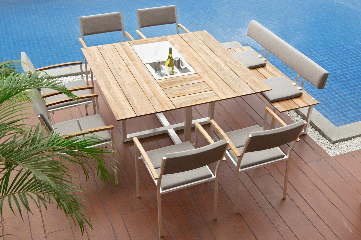Zebra Quadux Table repas 140x140cm