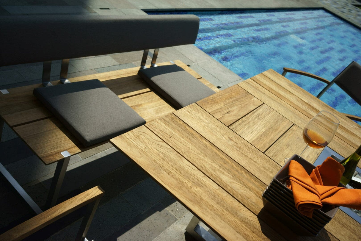 Zebra Quadux Table repas 140x140cm