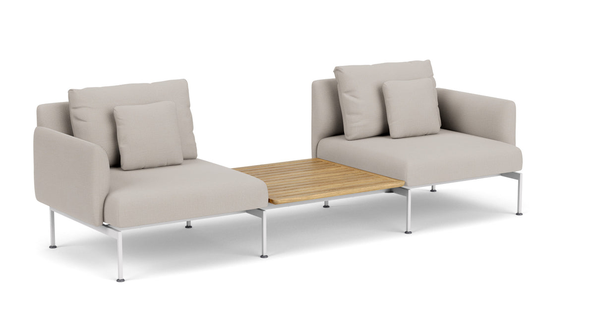 Barlow Tyrie Layout Deep Seating Companion Set - with Low Arms (two 1LYMB1 with low arms et bridging table 2LYB08) - avec coussins Armature Arctic White Chalk 10152