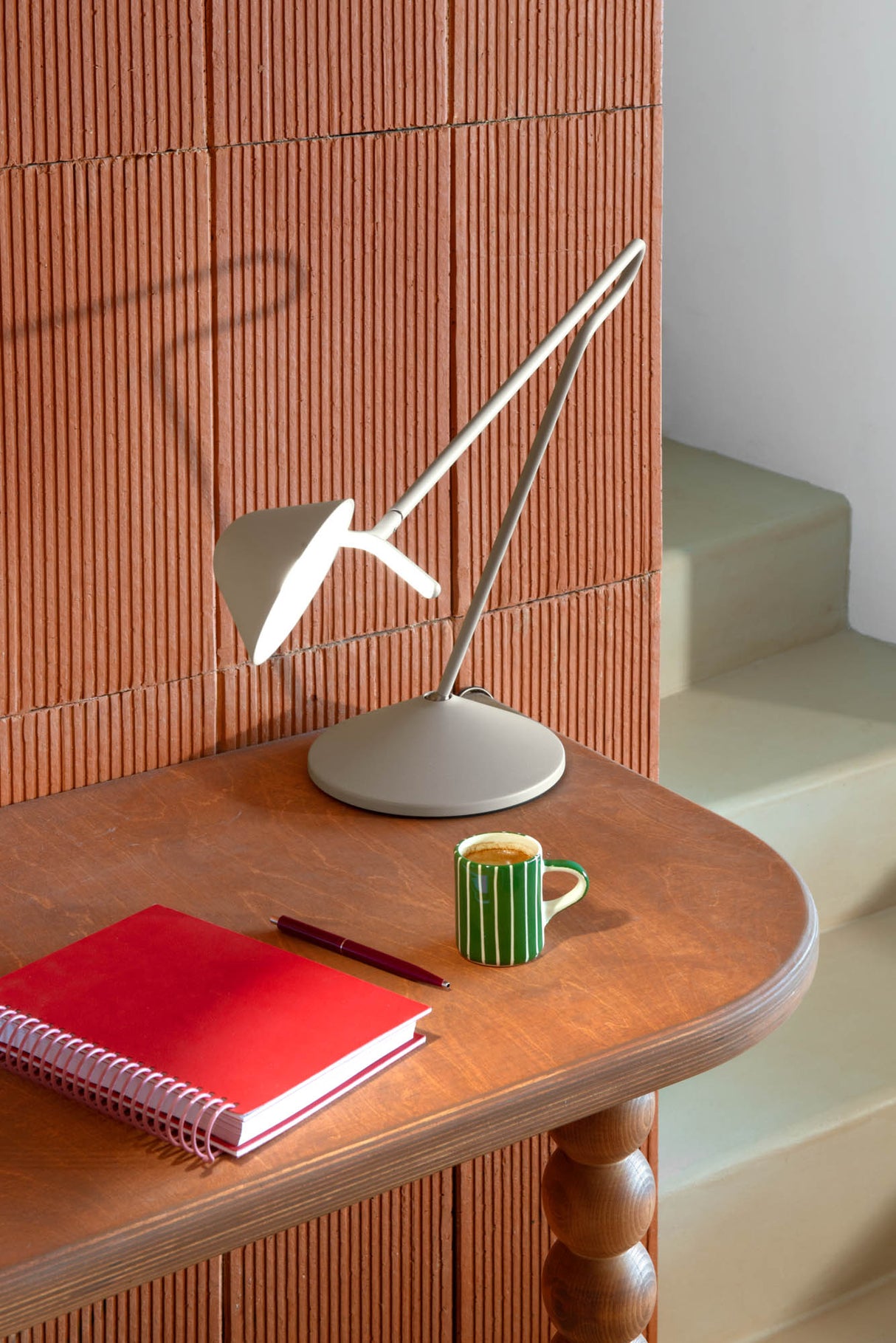Fermob Pixi LED-Schreibtischlampe Indoor