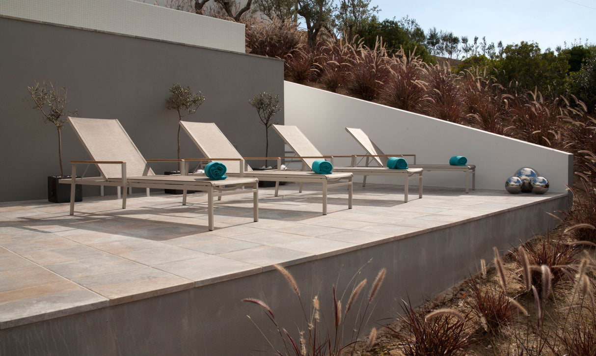 Barlow Tyrie Aura Occasional Chaise longue 