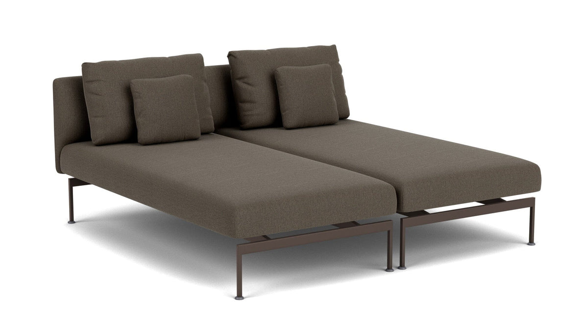 Barlow Tyrie Layout Deep Seating Double Chaise longue - Double seats with single backs - avec coussins Armature Forge Grey Dark Taupe 10059V Laminé Waterproof 