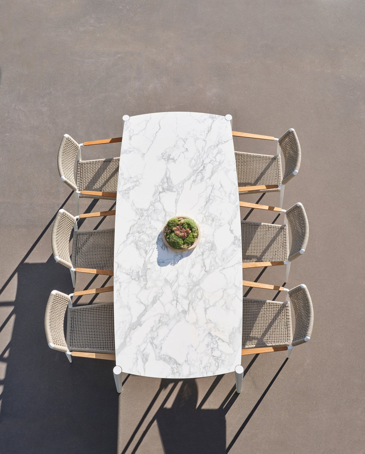 Diphano Icon Table repas 292x104cm 