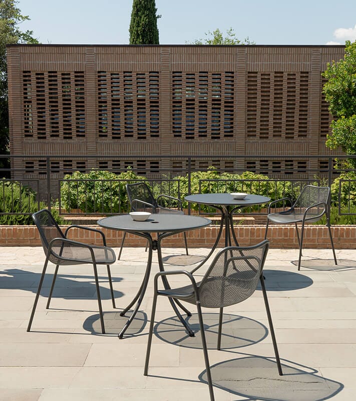 Emu 1804 Combo Table repas Ø108cm Plateau perforé 