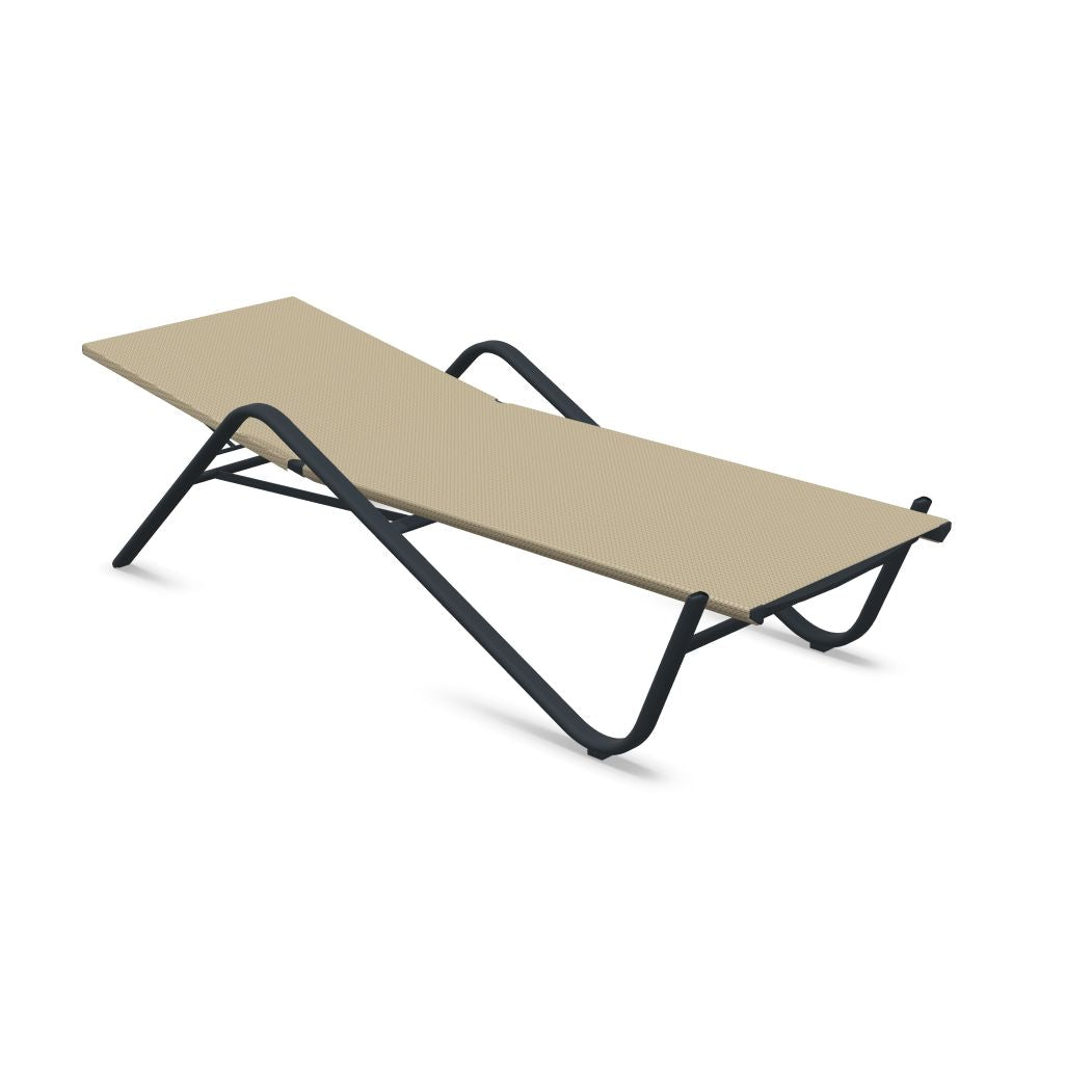 Emu 195 Holly Chaise Longue Antique Iron 22 / Hazel 300/86 