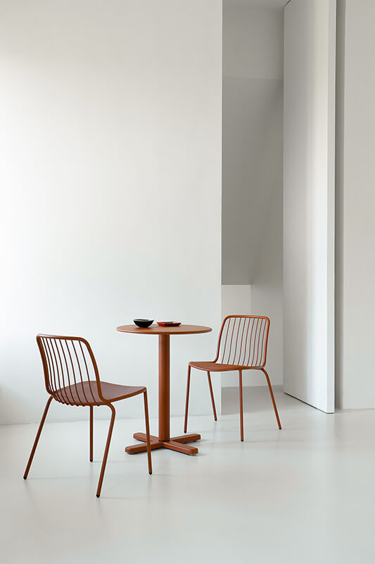 Emu 1406 Alisea Chaise