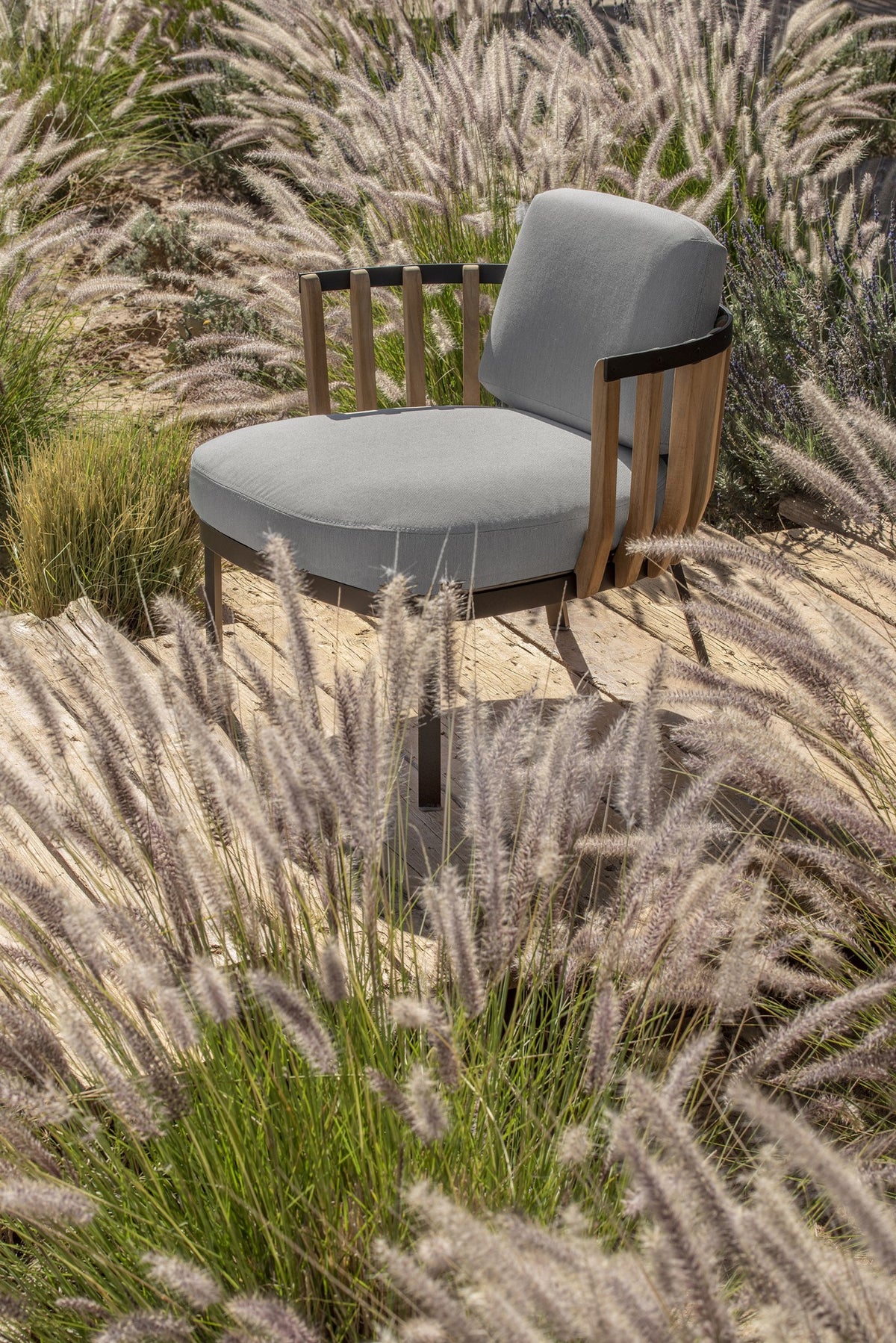 Ethimo Swing Club armchair, coussins non inclus