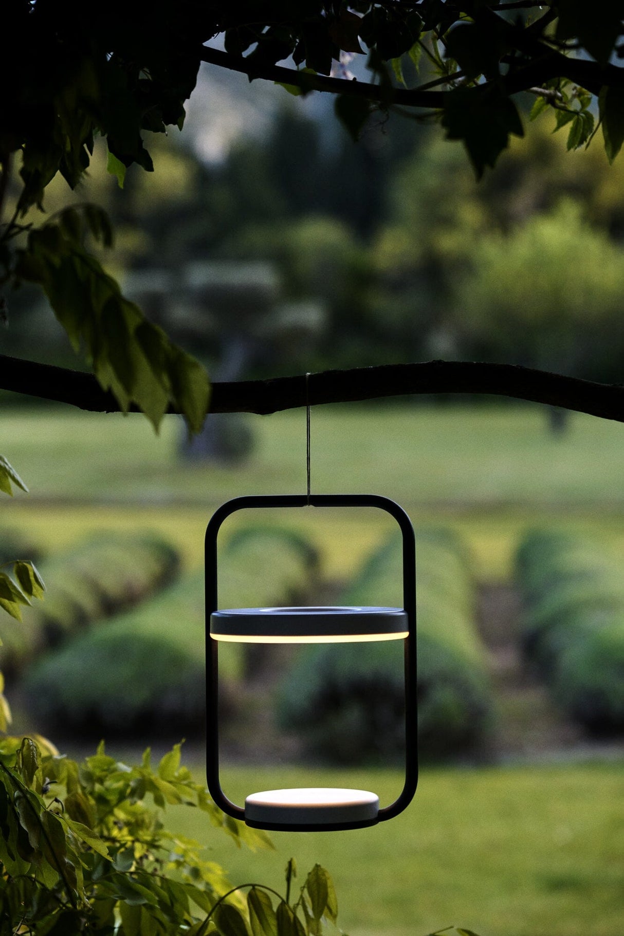 Fermob Ulli Lampe Monochrome H.30 