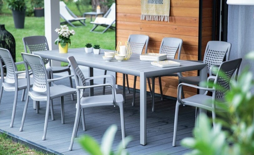 Grosfillex Factory Fauteuil repas empilable – Jardin-Confort SA