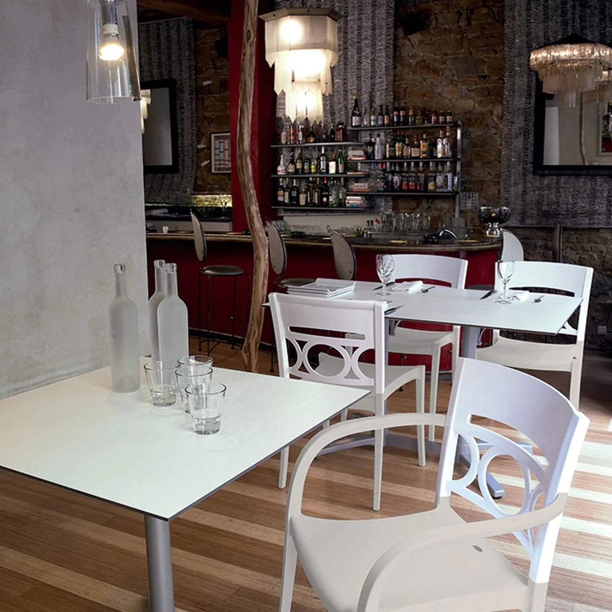 Grosfillex Moon Fauteuil repas empilable 