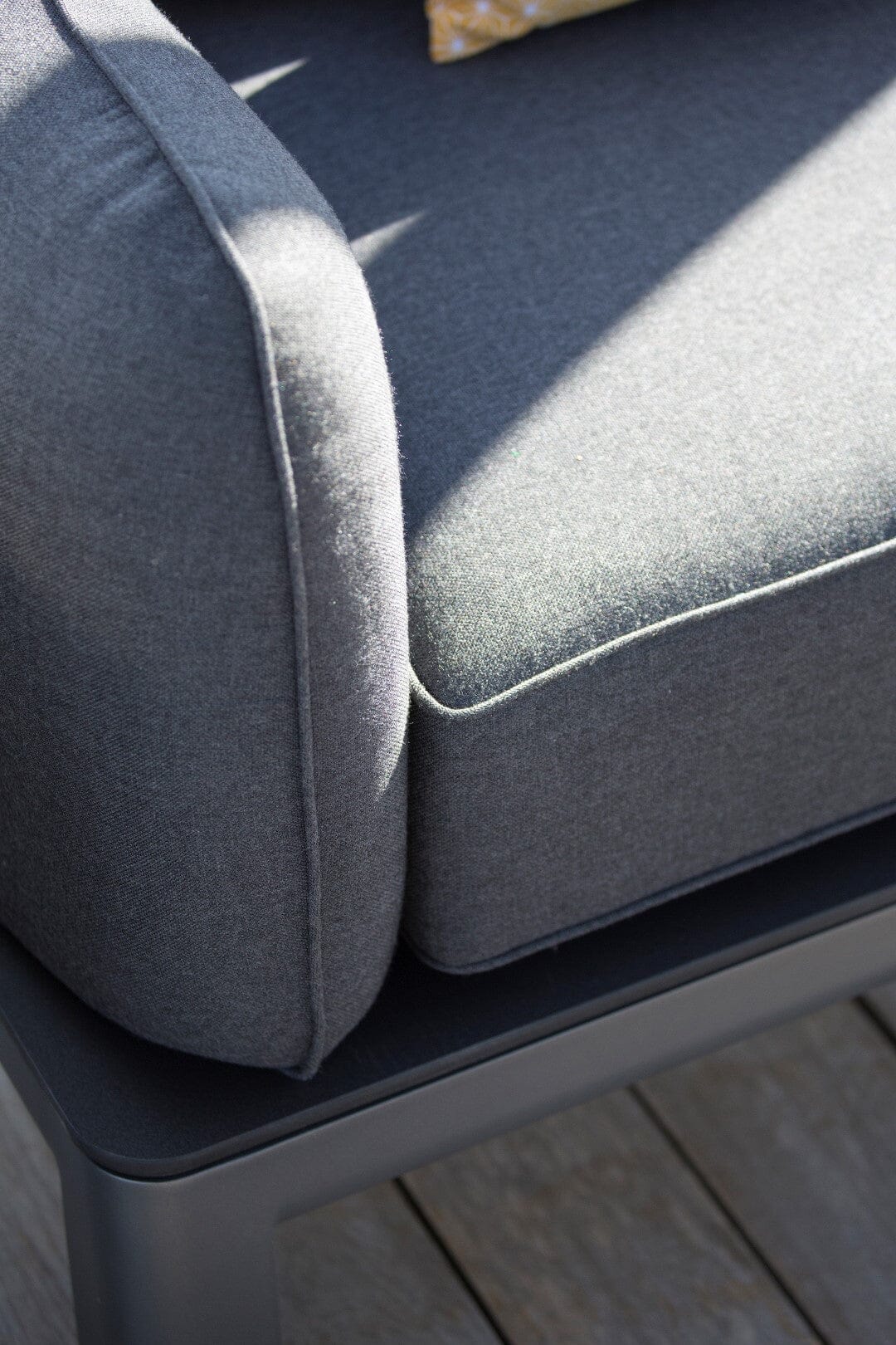 Les Jardins Tekura Fauteuil , coussins inclus. 