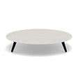 Manutti Torsa Table ø148cm h:30cm Teak Brushed Scuro (HFTN) Céramique Speckled Sand 12mm (5K73) 