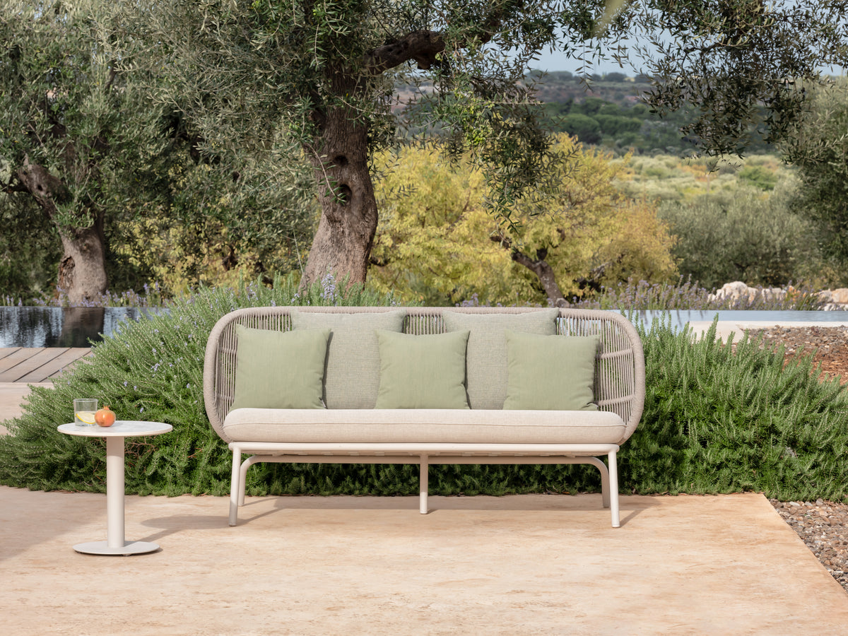 Vincent Sheppard Kodo lounge sofa – Dune white