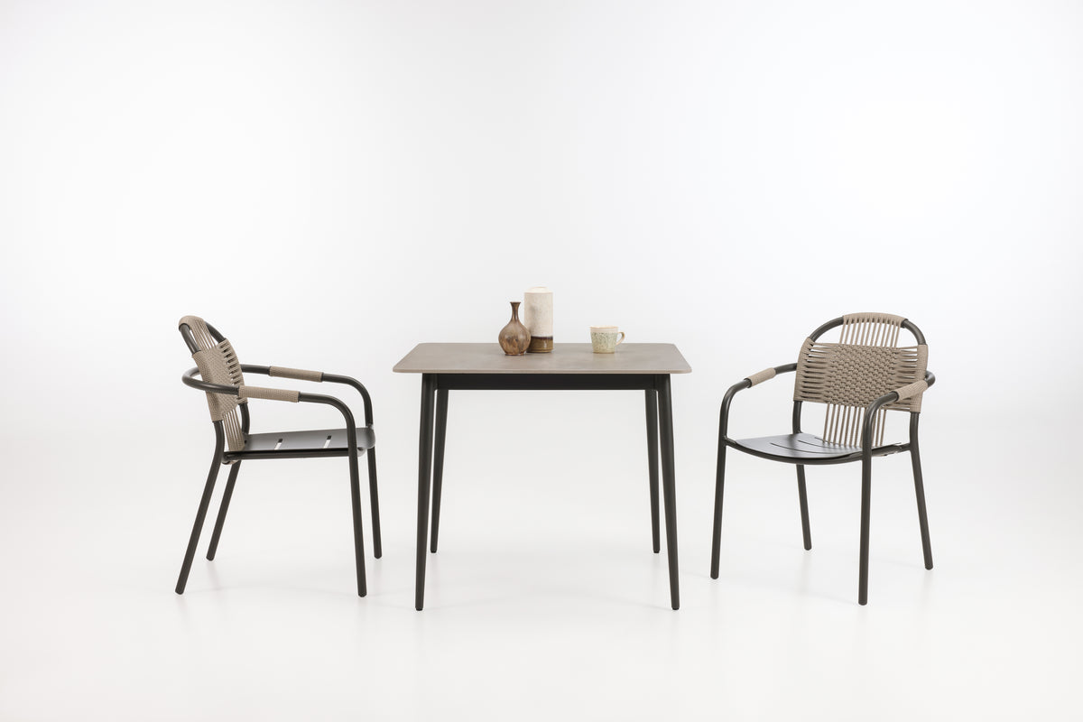 Vincent Sheppard Max dining table – Fossil grey, Misty dots