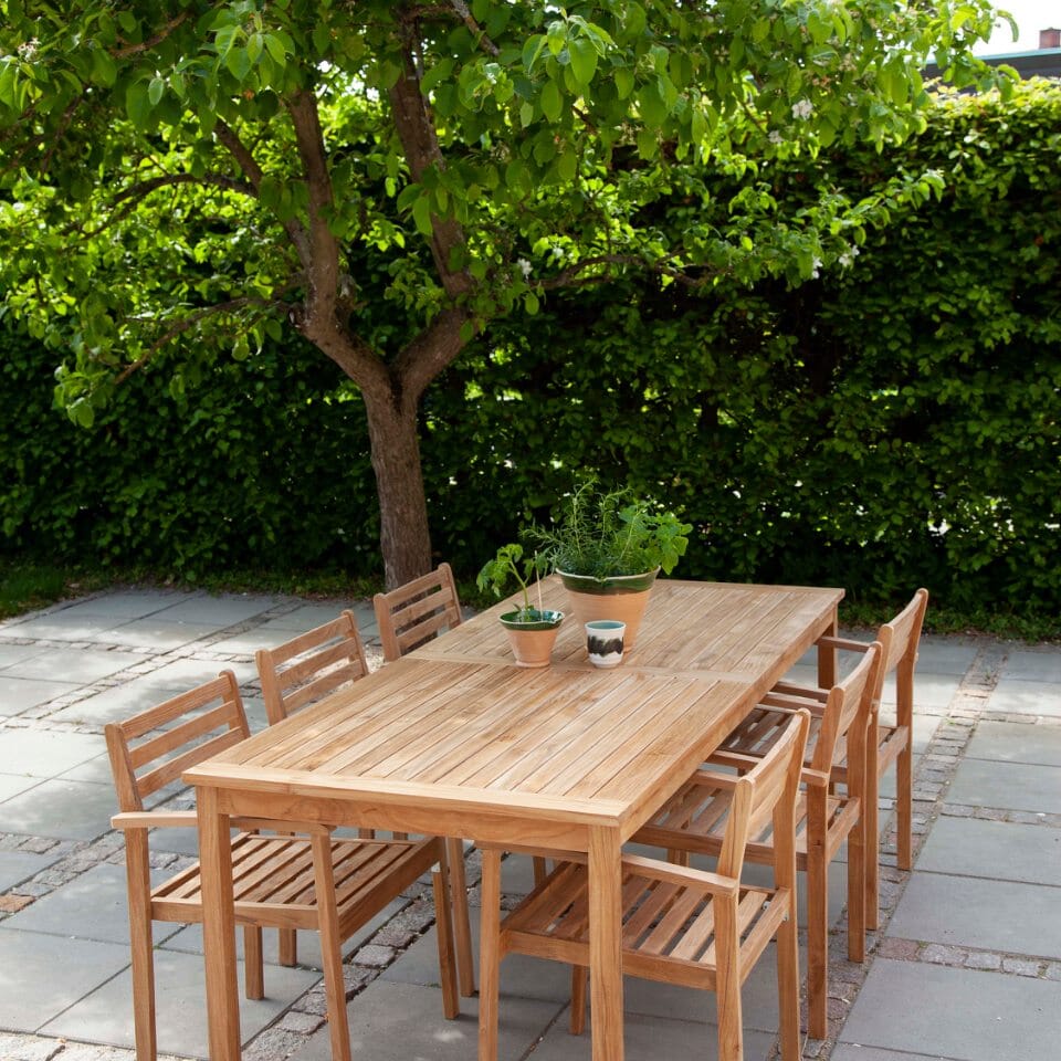 Cinas Oxford Fauteuil repas empilable 