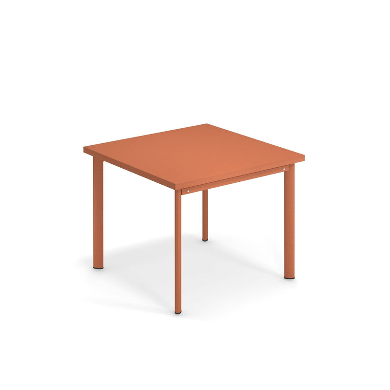Emu 306 Star Table repas 90x90cm Maple Red 26 