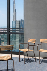 Ethimo Laren Fauteuil repas empilable 