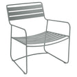 Fermob Surprising ® Fauteuil bas Gris lapilli C7 